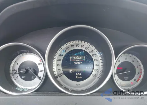 2013 Mercedes-Benz C 250 Sport z USA, uszkodzony, nr VIN WDDGF4HB6DR246391